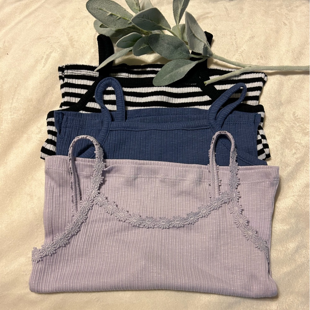 Old Navy Tank Tops - Lot of 3